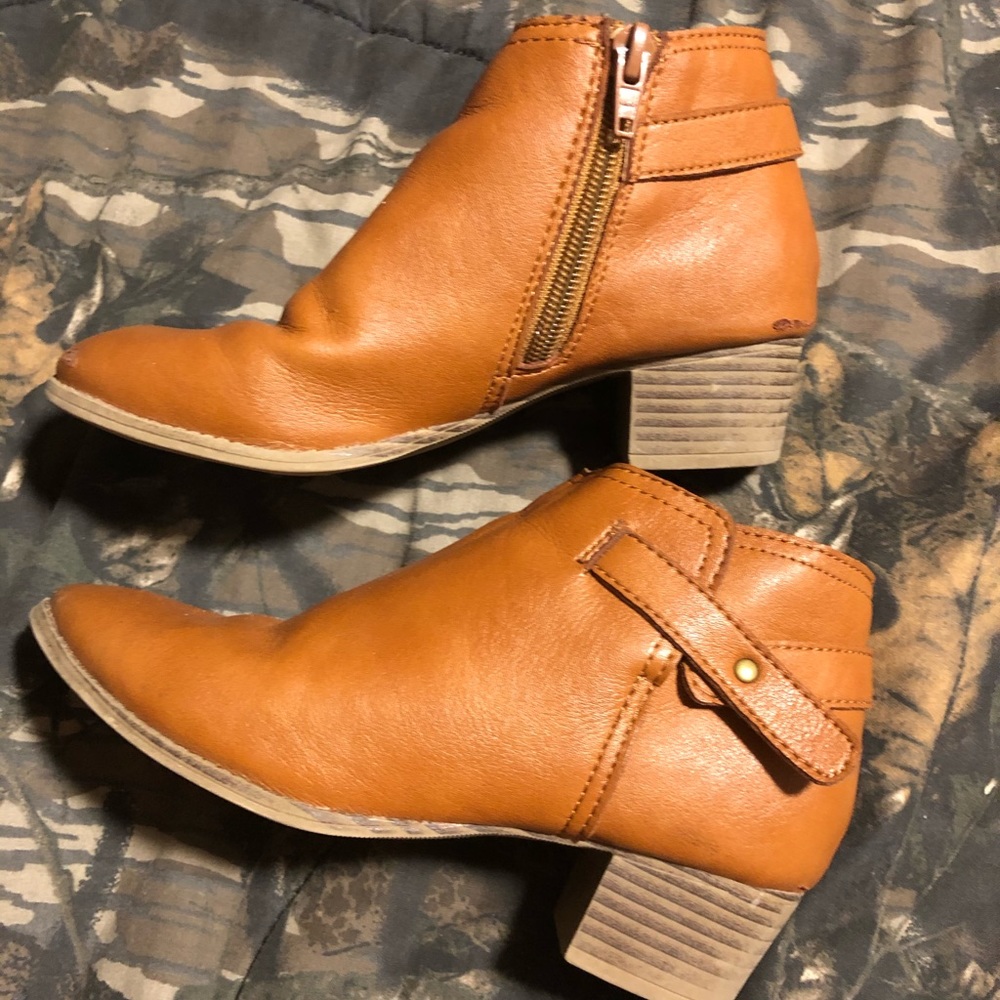 Little girl booties
